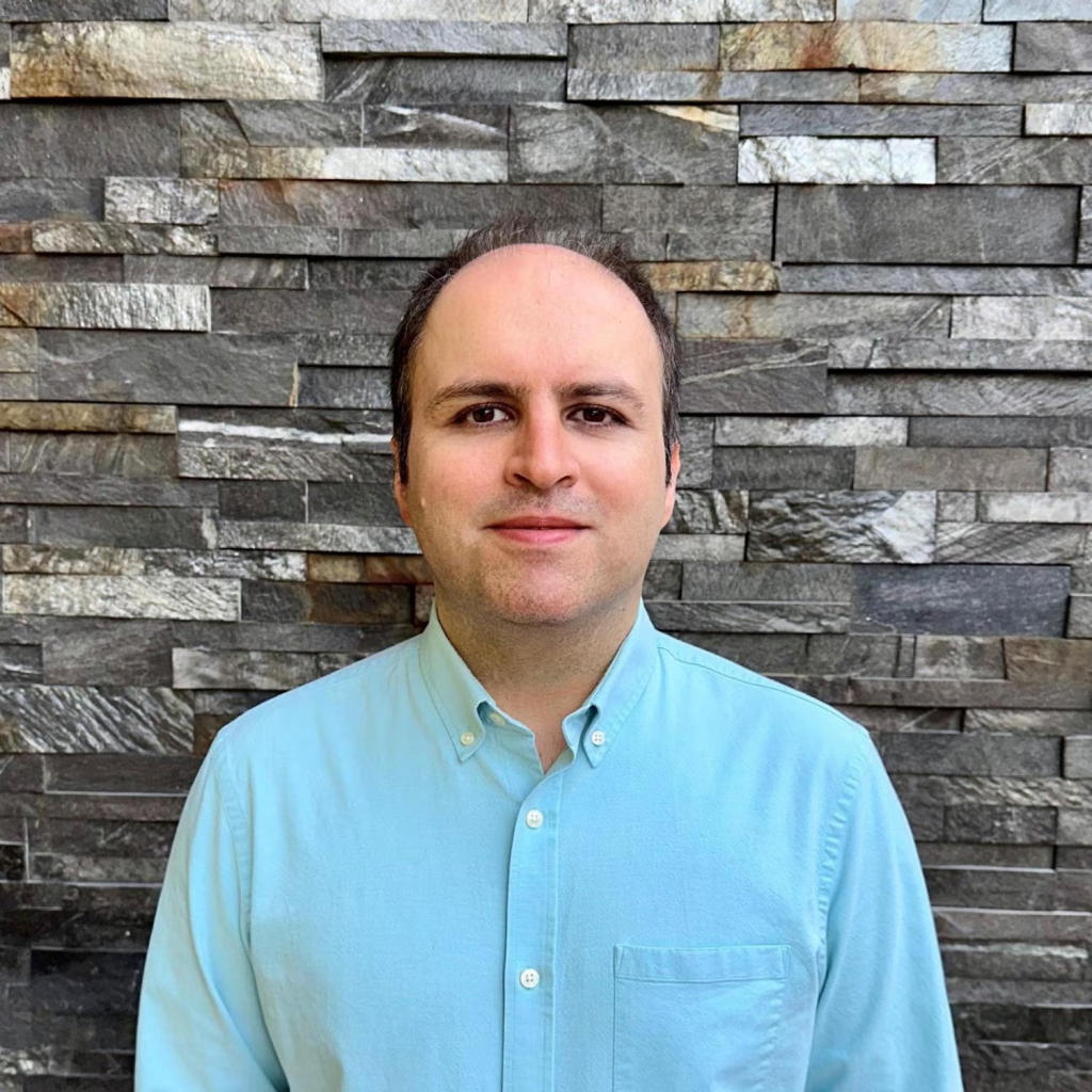 Headshot of Ramin Ayanzadeh